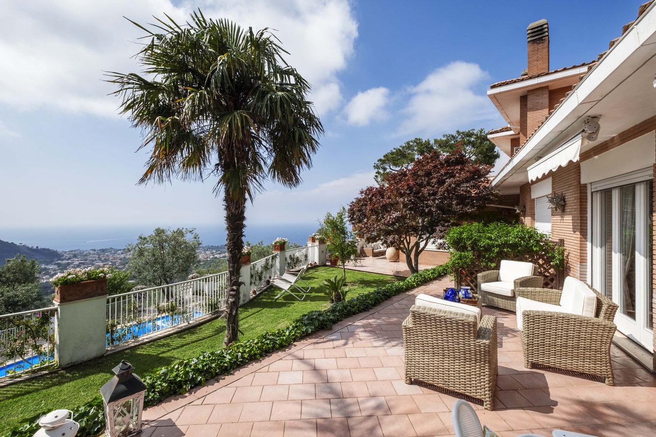 Casa Le Onde, with private terrace, shared pool 3 Villas in Italy