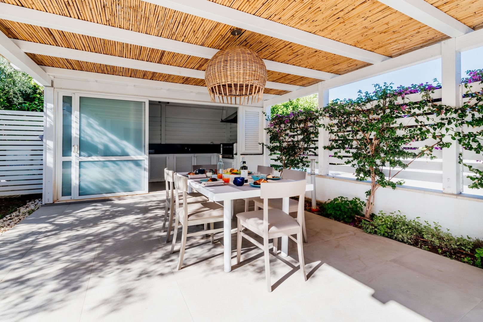 Villa Marbella, a short walk from the beach 2 Villas in Italy