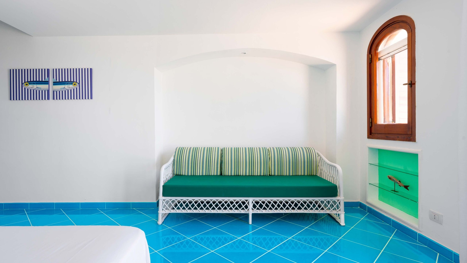 Casa Di Marcia, seafront with dipping pool 47 Villas in Italy