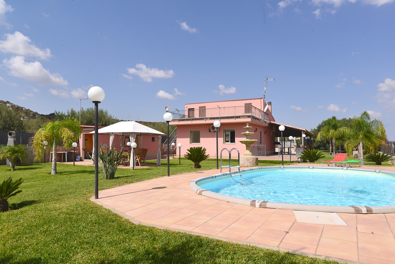 Villa Salvia, with private pool near Syracuse 21 Villas in Italy