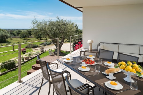 Tenuta Del Sole, elegant Sicilian estate 10 Italian Breaks