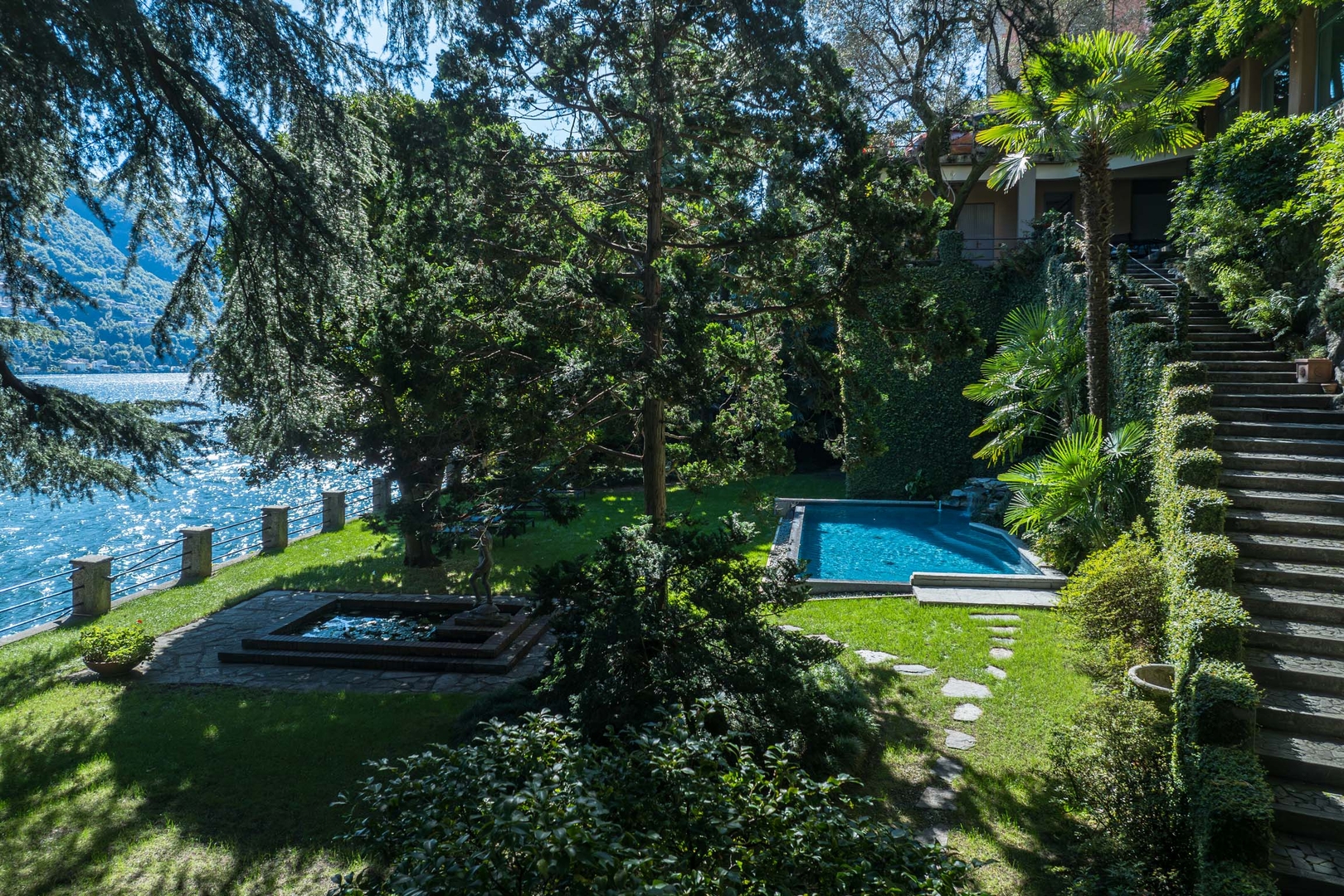 Villa Lauretta - Private lakeside villa with pool 1 Villas in Italy