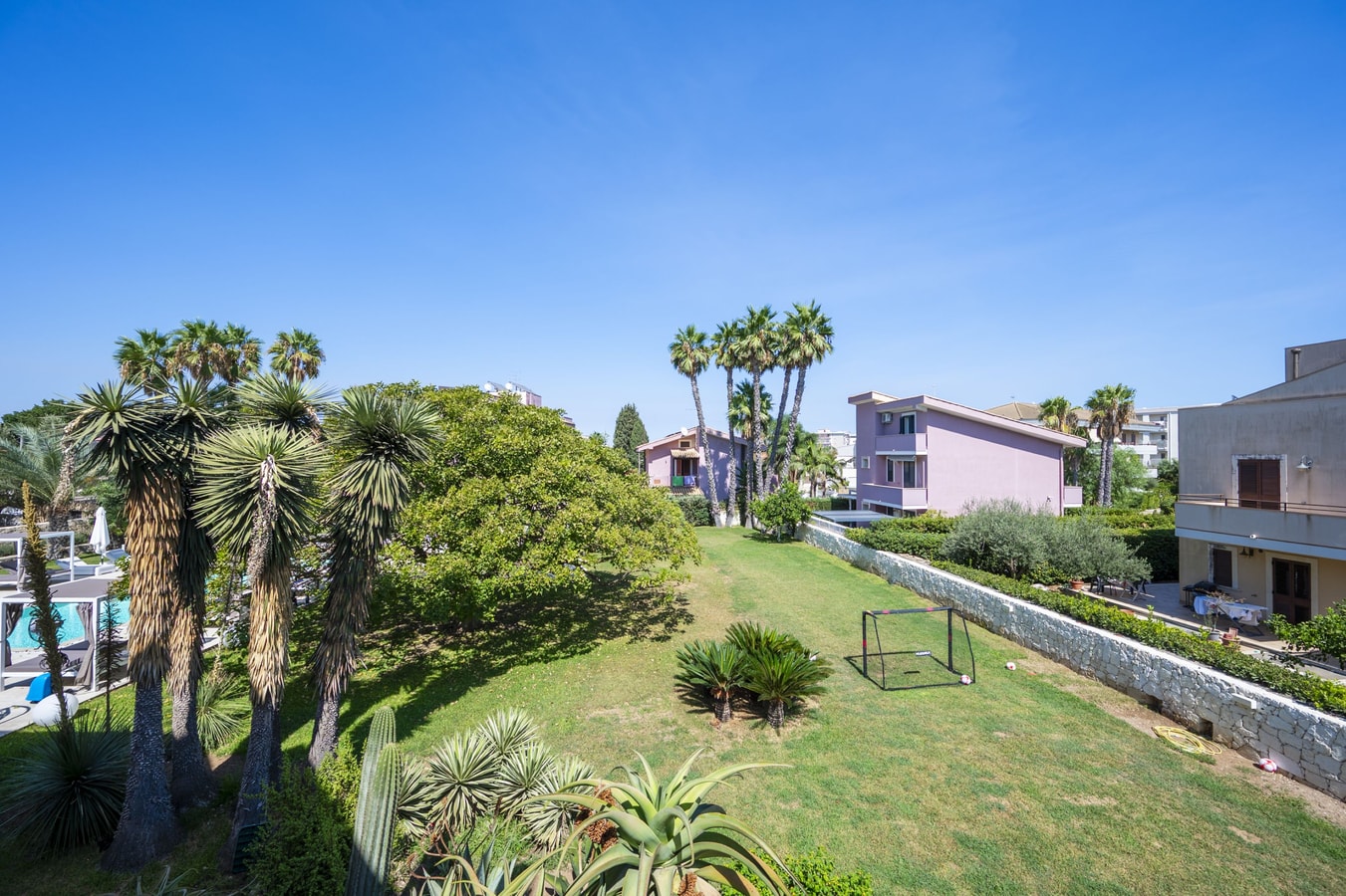 Villa Siracusa, in town centre 57 Villas in Italy