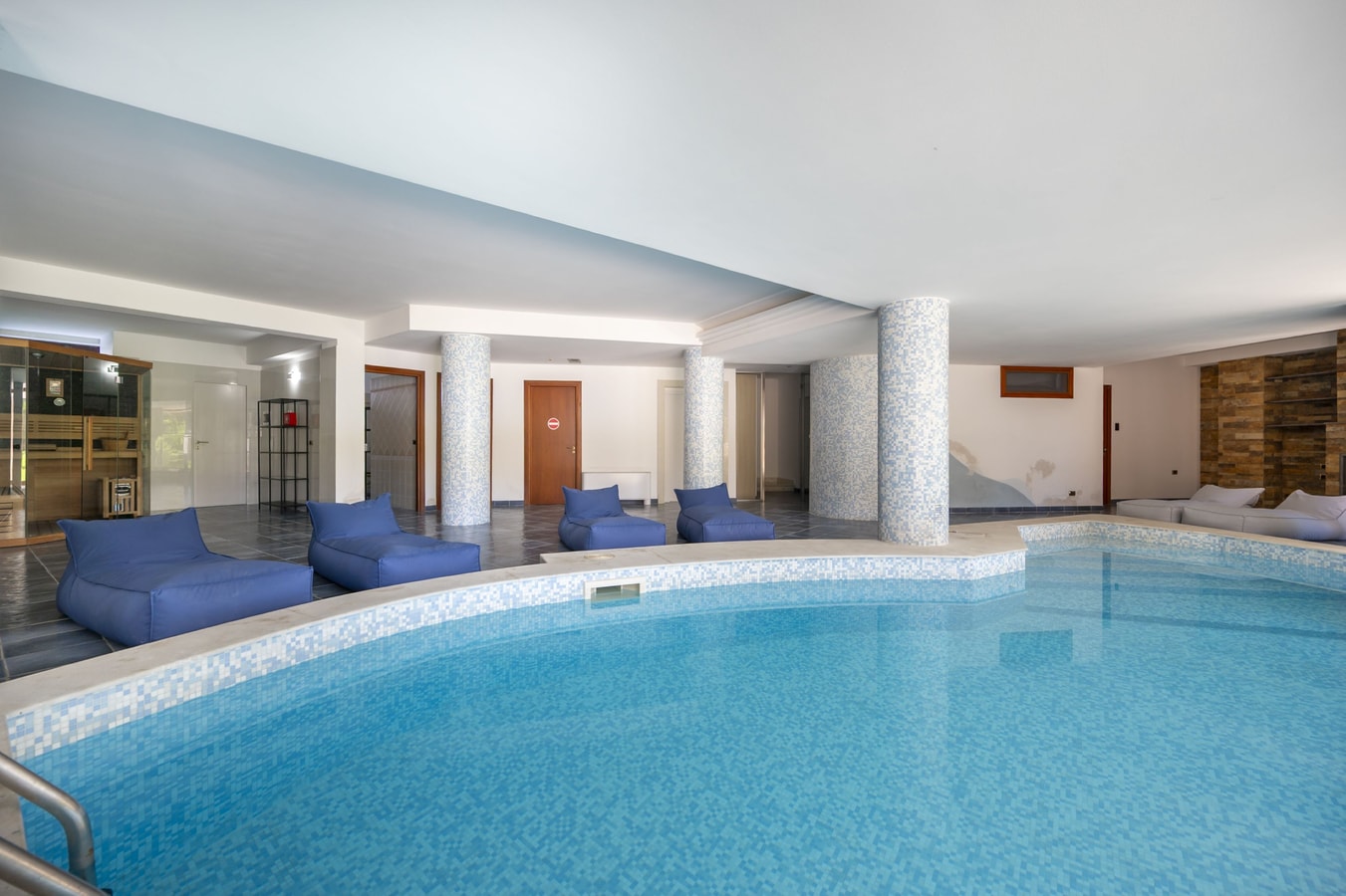 Villa Siracusa, in town centre 36 Villas in Italy