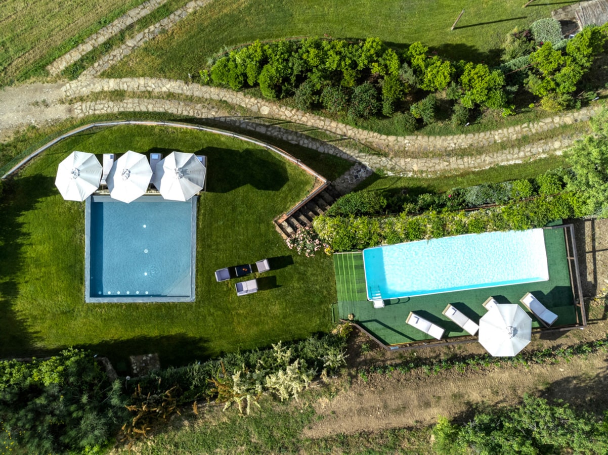 Alonza Estate - Large Countryside Estate 4 Villas in Italy