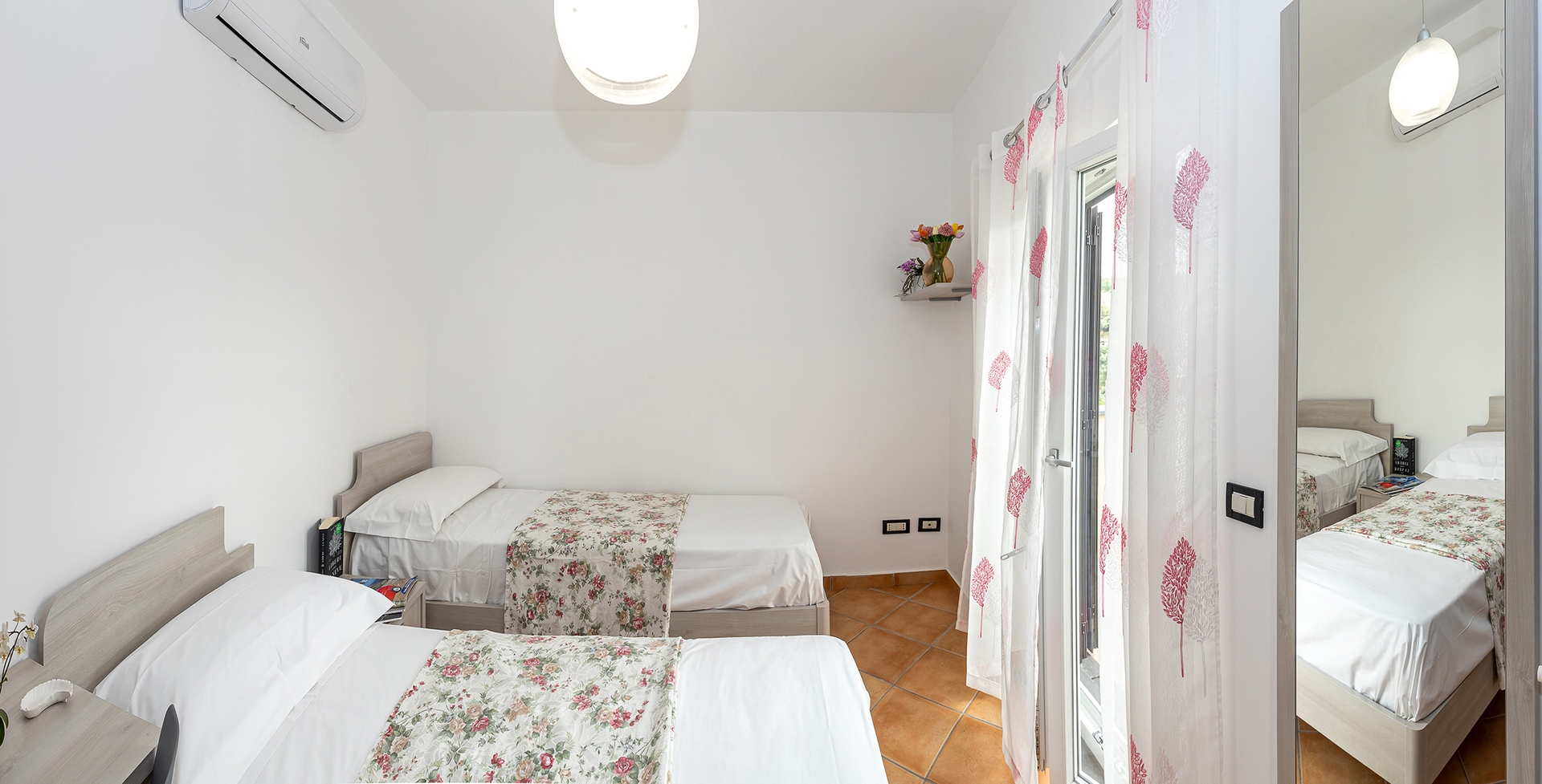 Villa Marcella with private pool and sea views 27 Villas in Italy