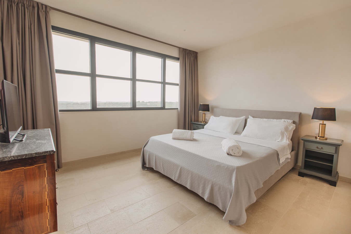 Villa Maris, Noto Villa with Pool & Country Views 31 Villas in Italy