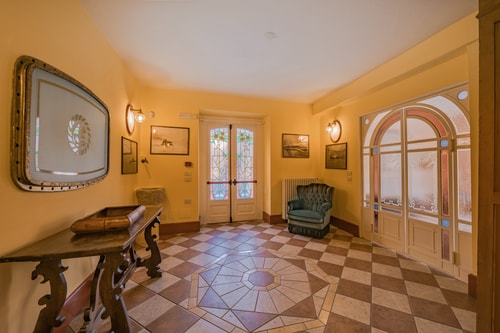 Villa Dia, Lakeside Luxury Retreat 13 Villas in Italy
