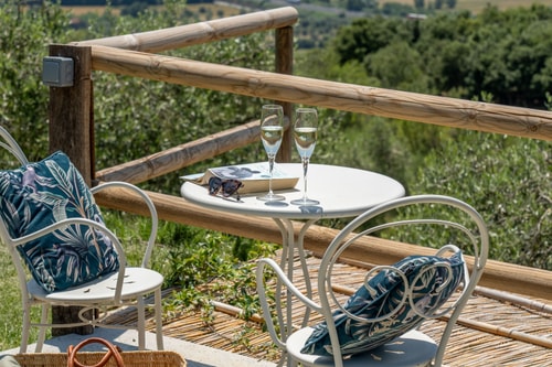 Villa Il Lago, Retreat with Heated Infinity Pool 40 Villas in Italy