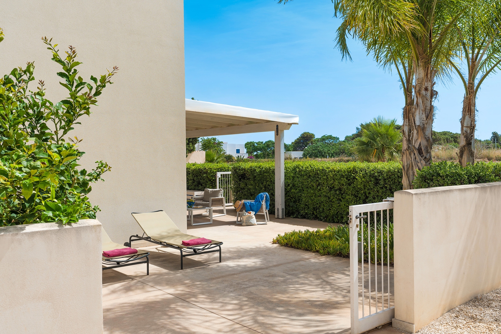 Casa Del Blu Sole & Crespi - 2 apartments near sea 37 Villas in Italy