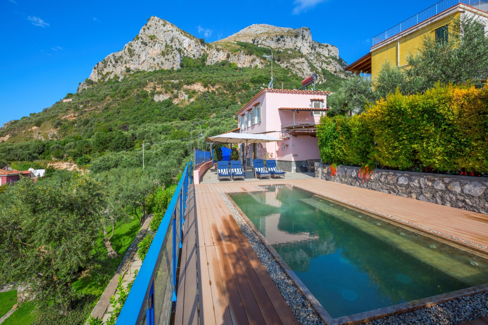 Villa Fenice - Private villa with sea views 33 Villas in Italy