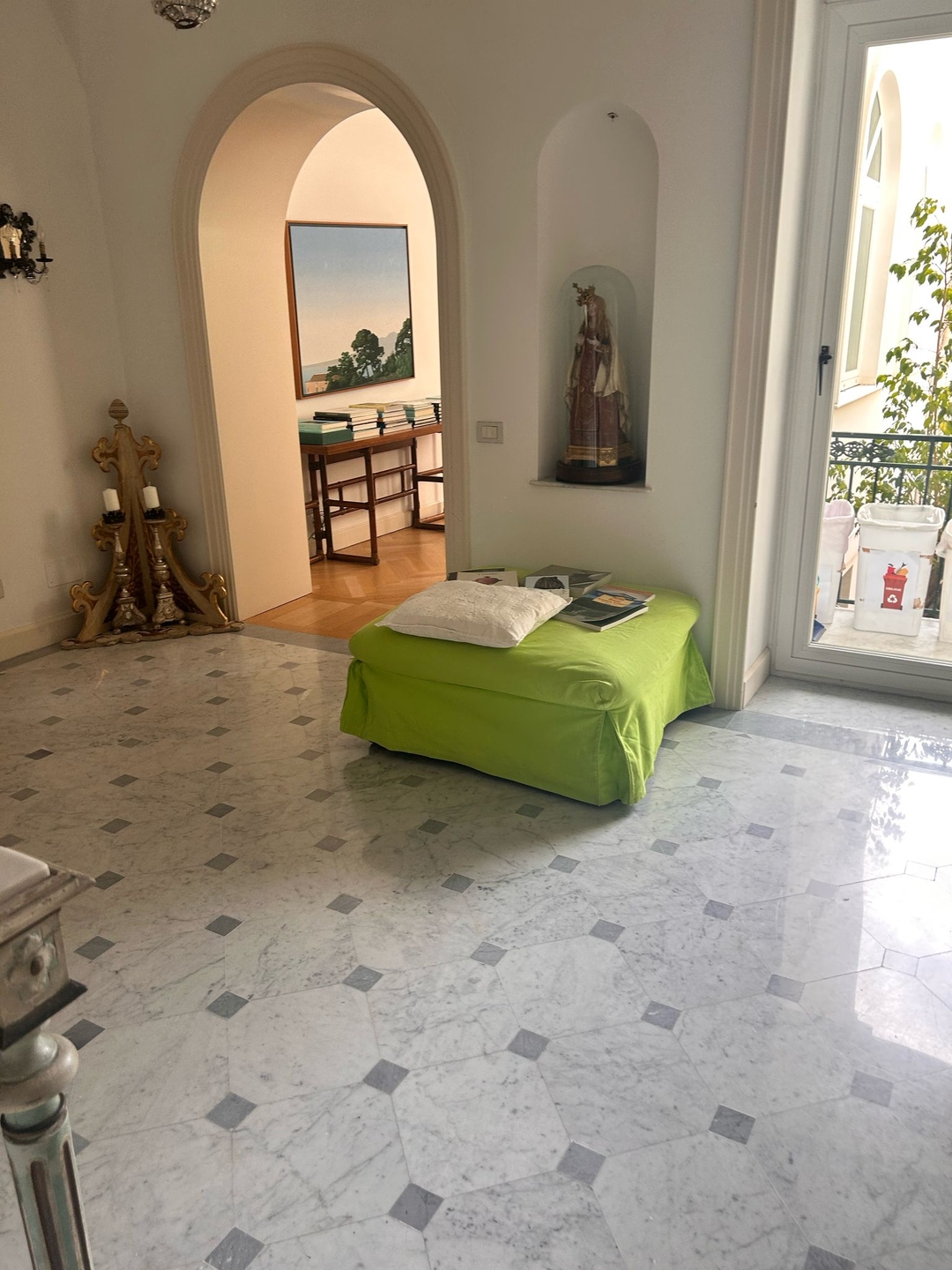 Apartment in Central Sorrento with Garden 23 Villas in Italy