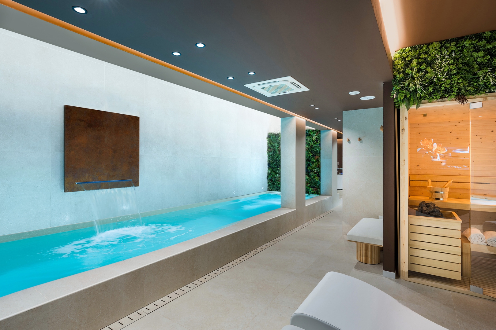 Stunning modern villa near the sea 4 Villas in Italy