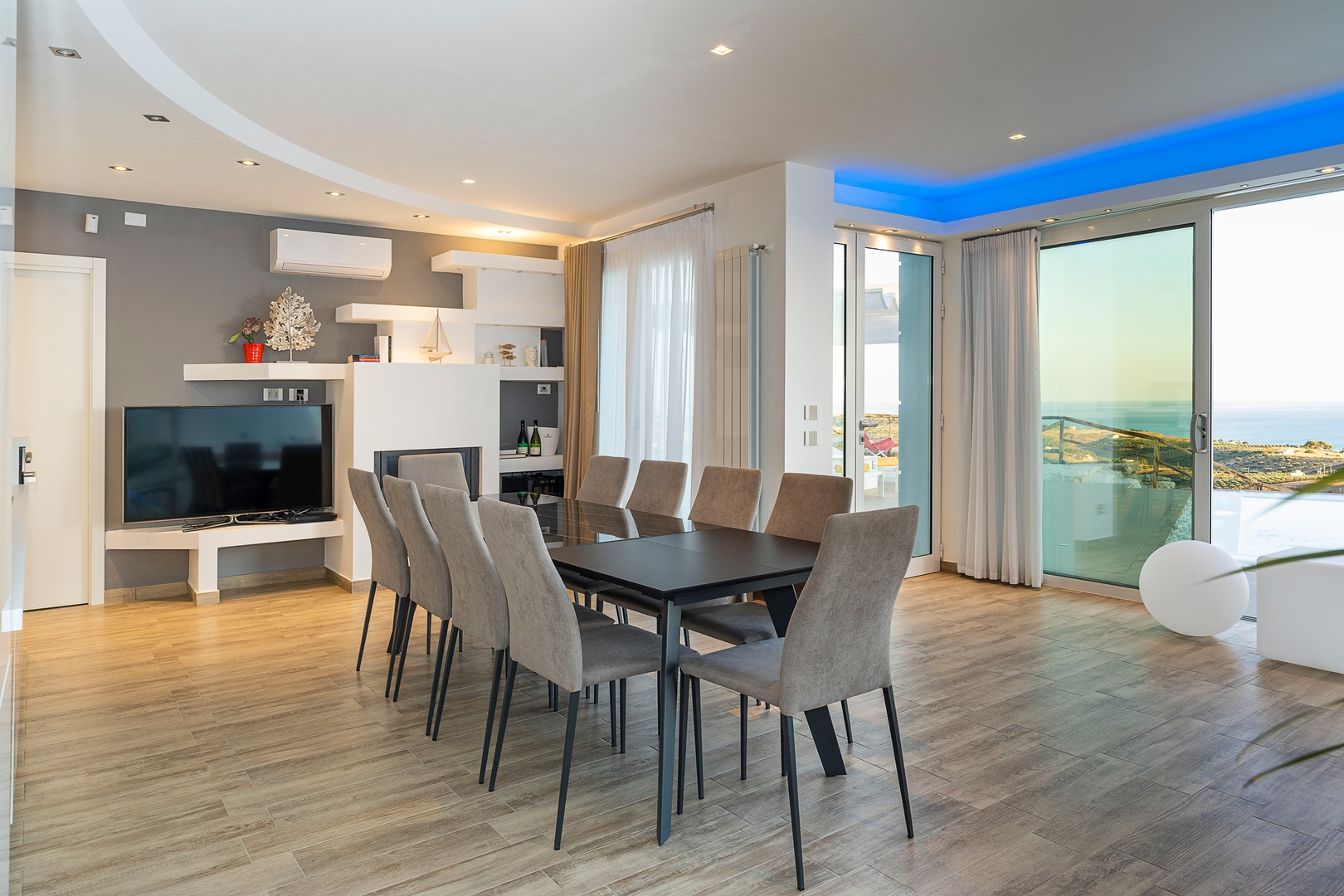 Villa Bianca - Beautiful villa with sea views 14 Villas in Italy