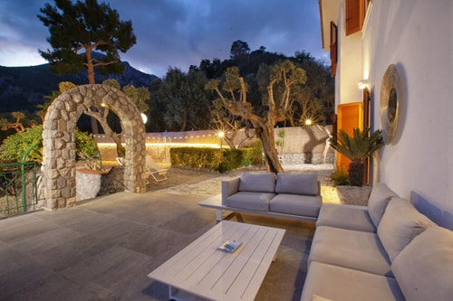 Villa Carmela, with private pool and tennis court 60 Villas in Italy