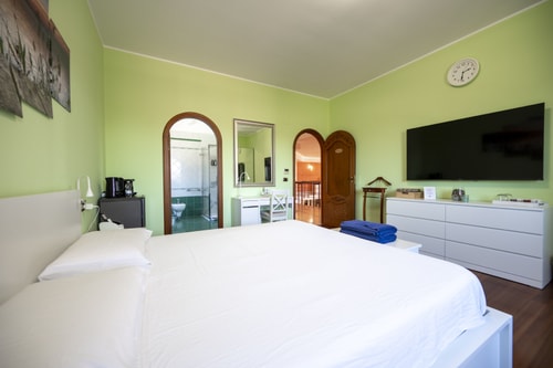 Villa Siracusa, in town centre 21 Villas in Italy