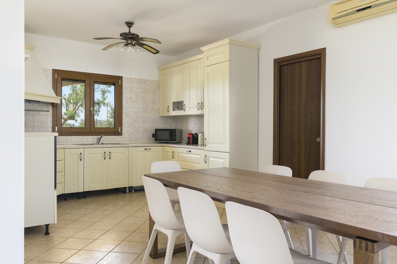 Villa Lucciola – San Vito dei Normanni area 8 Villas in Italy