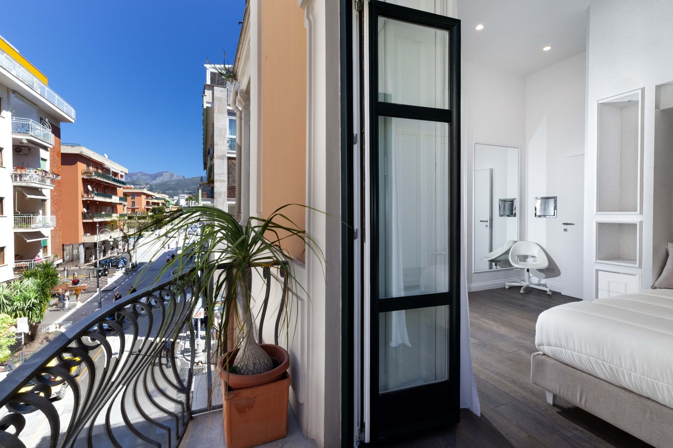 Terrazza Di Sorrento, Town Centre Apartment 22 Villas in Italy