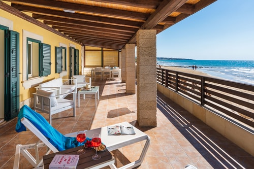 Villa Sorella - Seafront villa near the beach 29 Italian Breaks
