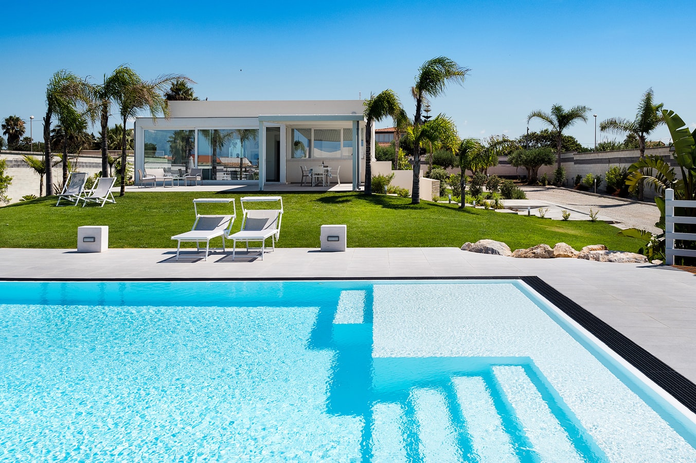 Villa Signorina (6 Guests) with pool 30 Italian Breaks