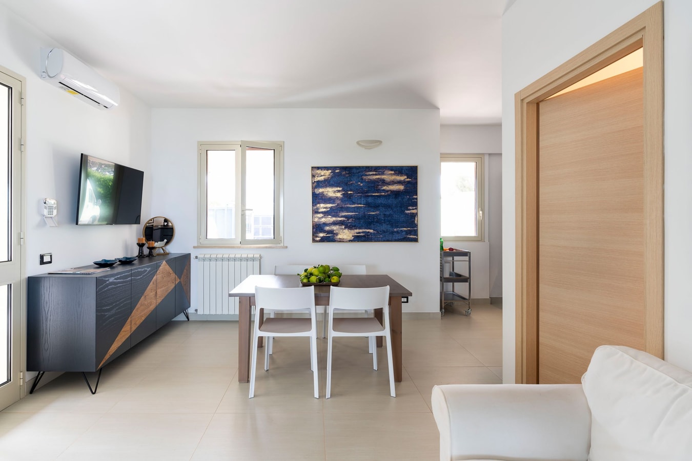 Villa Saveria (6 Guests) - Seafront with jacuzzi 5 Italian Breaks