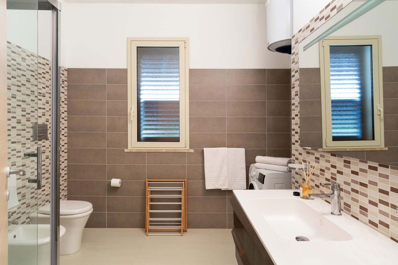 Villa Saveria (6 Guests) - Seafront with jacuzzi 19 Italian Breaks