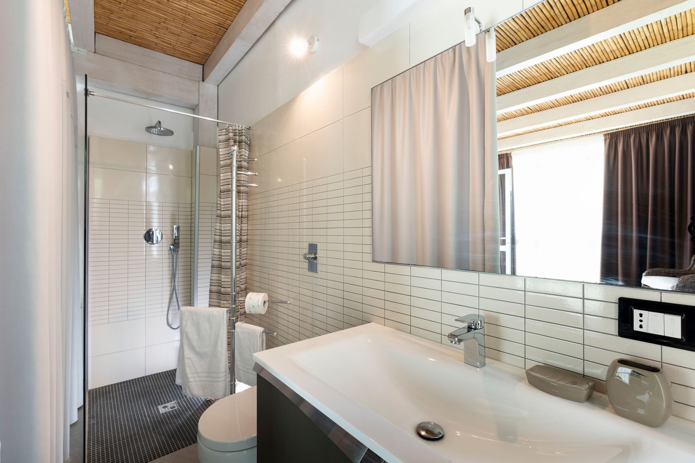 Villa Saveria (6 Guests) - Seafront with jacuzzi 25 Italian Breaks