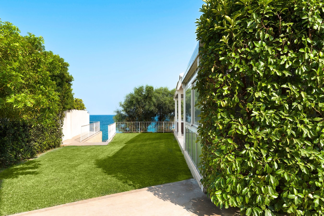Villa Saveria (6 Guests) - Seafront with jacuzzi 35 Italian Breaks