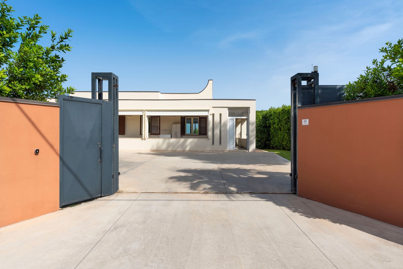 Villa Saveria (6 Guests) - Seafront with jacuzzi 36 Italian Breaks