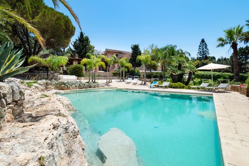 Villa Rossana (10 Guests) near Syracuse 37 Italian Breaks