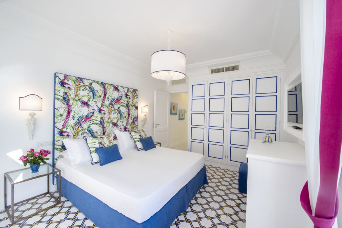 Villa Praia - Luxury private villa near town 9 Italian Breaks