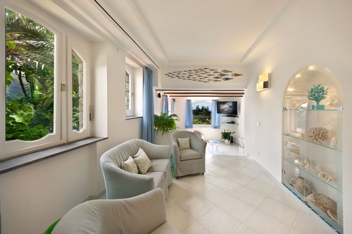 Villa Pippa - Private villa with pool and Jacuzzi 3 Italian Breaks