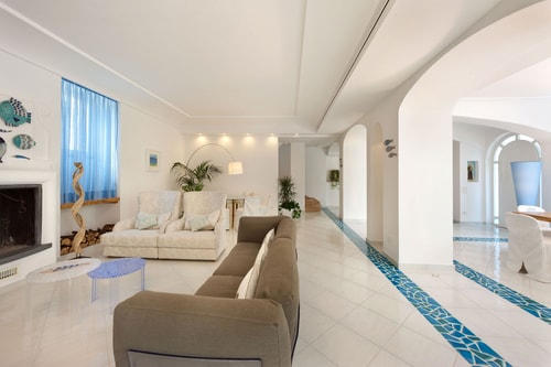 Villa Pippa - Private villa with pool and Jacuzzi 5 Italian Breaks