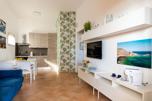 Corrado Residence  - Private villa with independent apartments 14 Italian Breaks