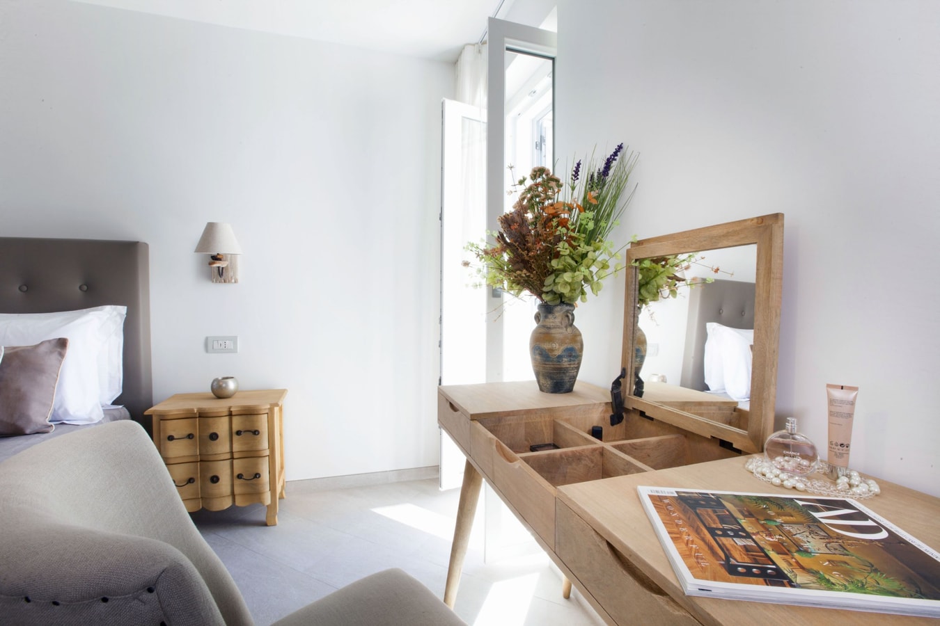 Villa Nicola with sea views 19 Italian Breaks