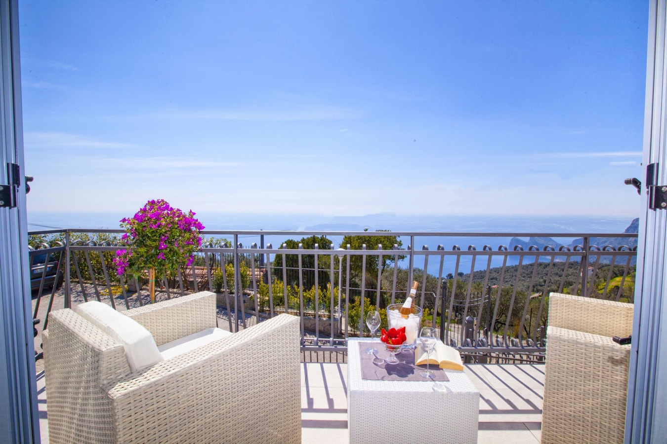 Villa Nicola with sea views 45 Italian Breaks
