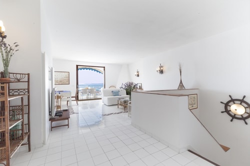 Villa Mia - Sea front private villa close to town 5 Italian Breaks