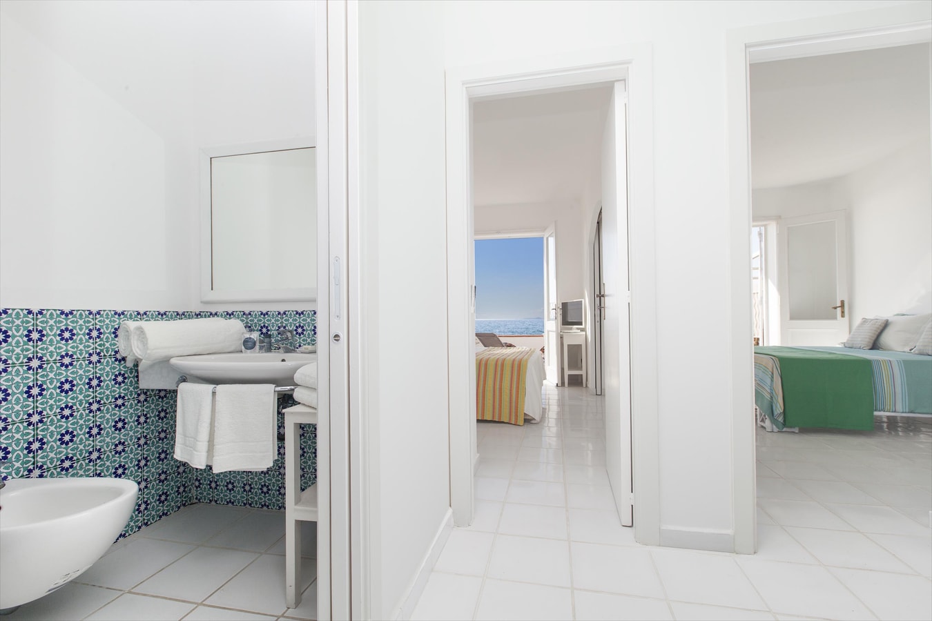 Villa Mia - Sea front private villa close to town 25 Italian Breaks