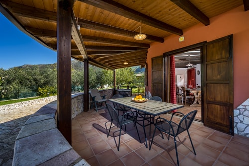 Villa Meneghino with pool near fishing village 2 Italian Breaks