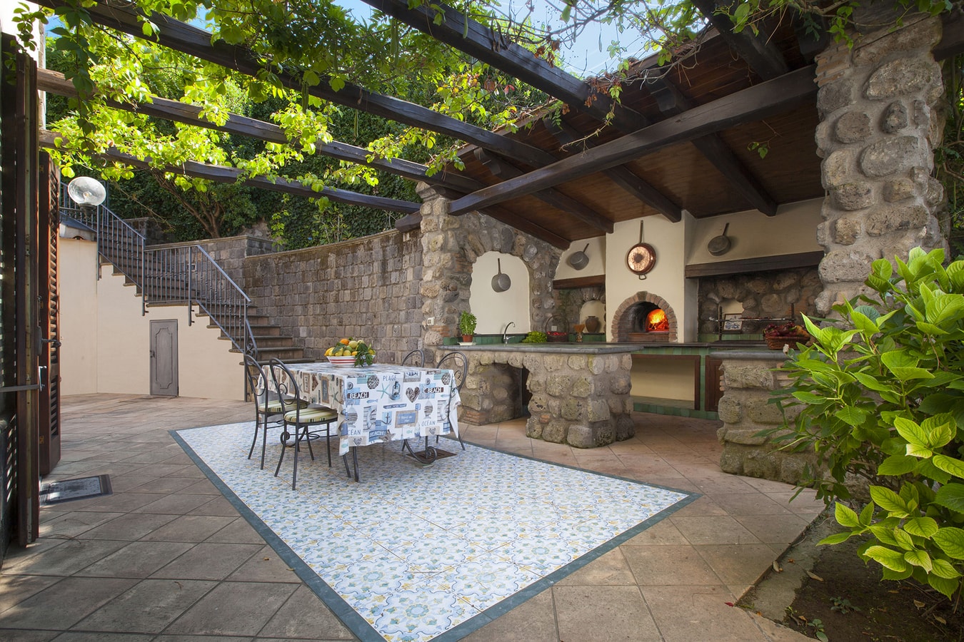 La Pineta - Elegant villa with private pool 31 Italian Breaks
