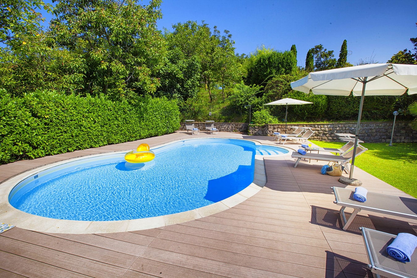 La Pineta - Elegant villa with private pool 33 Italian Breaks