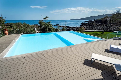 Villa Anemone (Murena) - sea front apartment 2 Italian Breaks