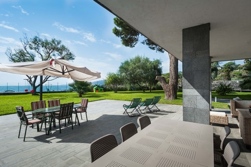 Villa Anemone (Murena) - sea front apartment 13 Italian Breaks