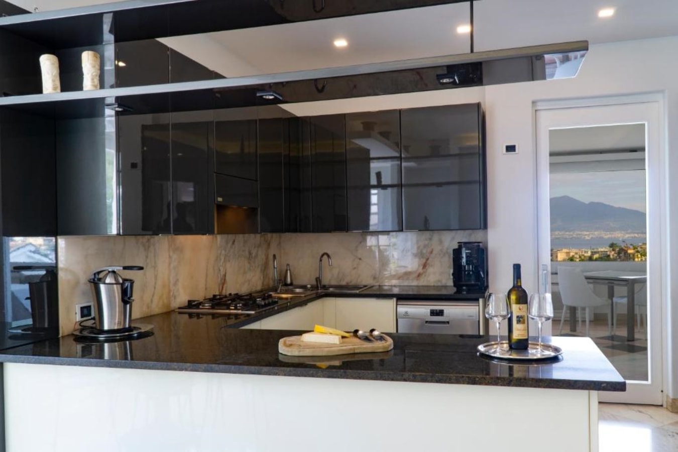 Villa Batista with swimming pool and sea views 21 Italian Breaks