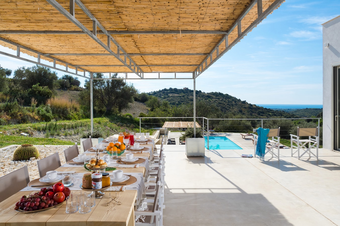 Villa Bochini - Modern villa with heated pool in Noto Area 12 Italian Breaks