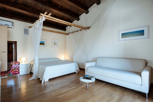 Villa Begonia with private pool and tennis court 13 Italian Breaks