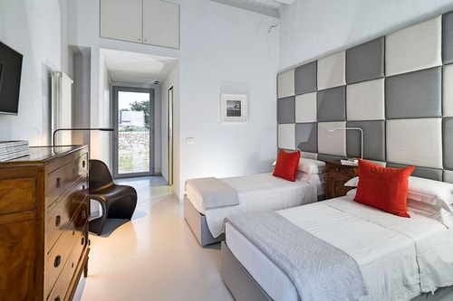 Villa Campana - Modern villa with pool 17 Italian Breaks