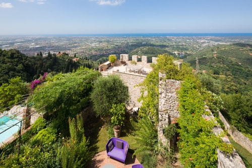 Villa Camaiore - Luxury restored castle with private pool 0 Italian Breaks
