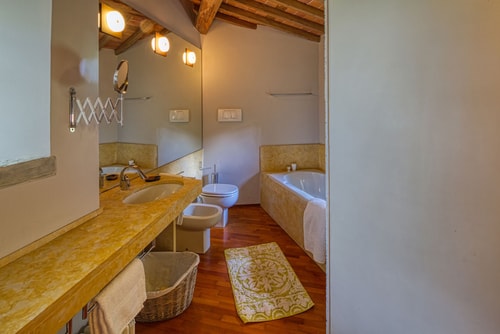 Villa Camaiore - Luxury restored castle with private pool 21 Italian Breaks