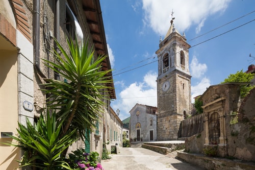 Villa Camaiore - Luxury restored castle with private pool 44 Italian Breaks